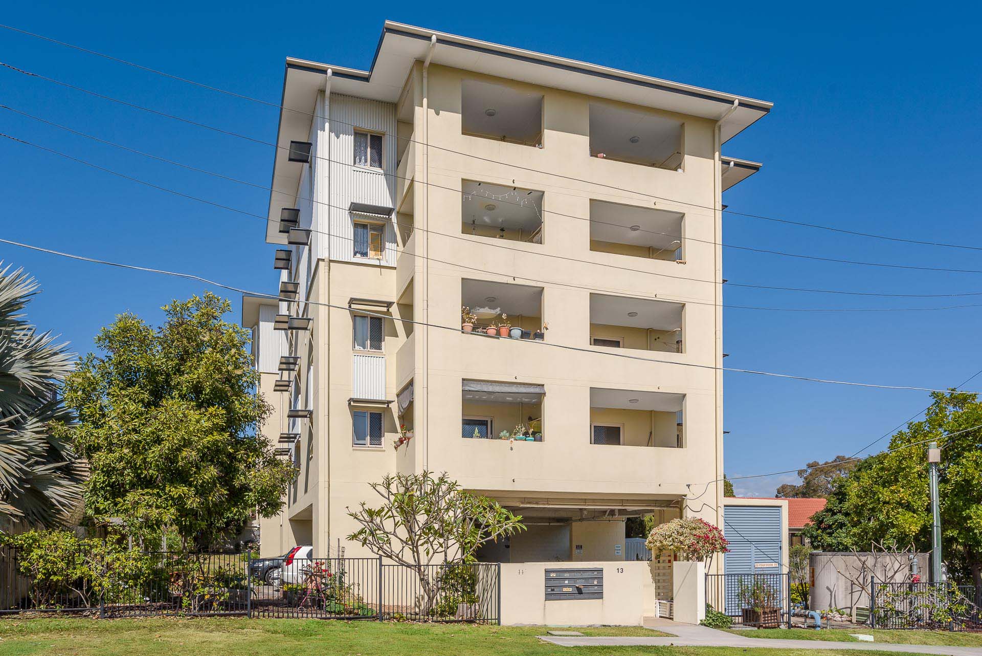 Vision - Bric Housing